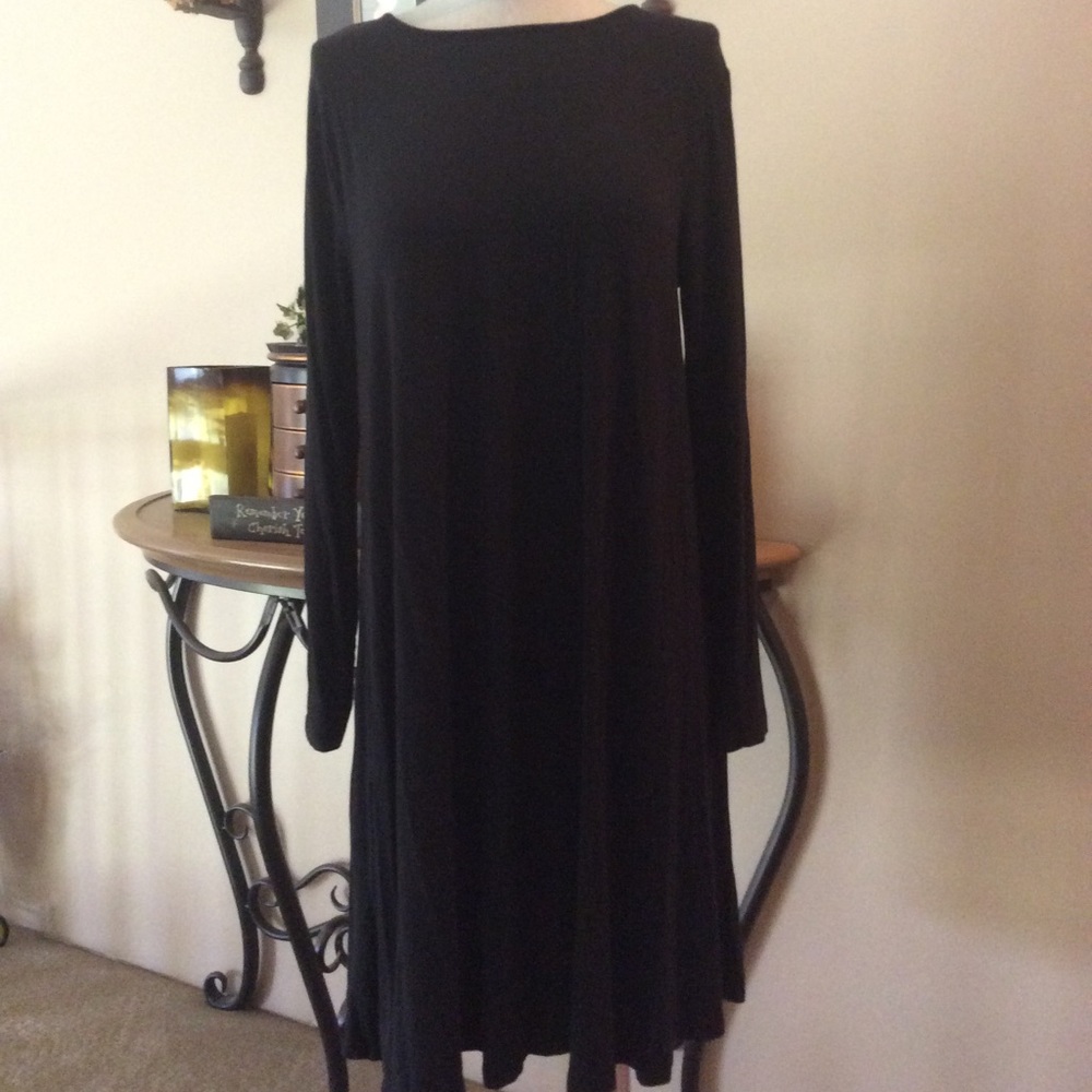 Old Navy Long Sleeve Black Dress
